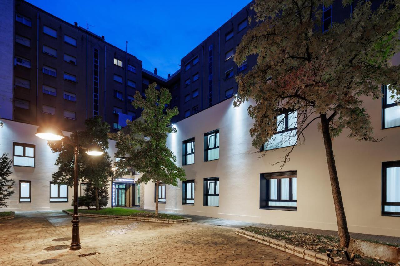 Apartamentos Congreso, Parking Gratuito Logroño Exteriör bild